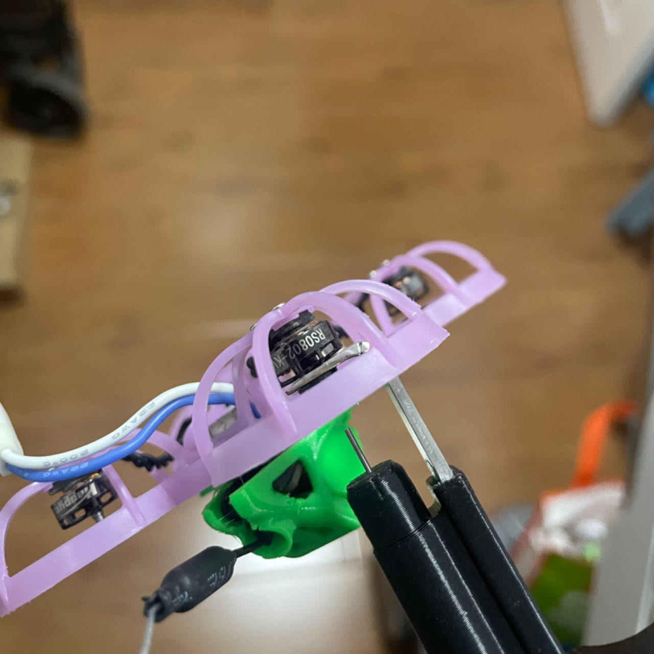 Extractor de Hélices DT Tinywh - Drone Racing Gate reseña y precio